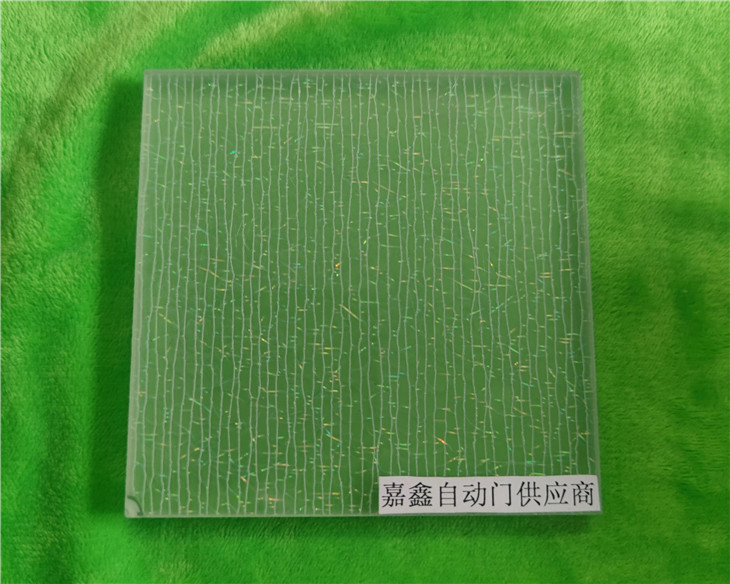 玻璃,藝術(shù)玻璃,夾絲玻璃.jpg