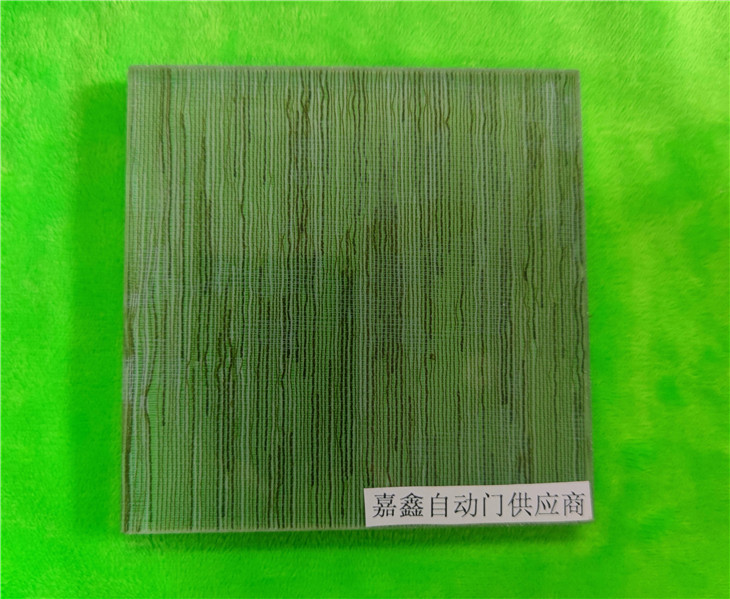 夾膠安全玻璃  藝術(shù)玻璃 夾絲玻璃 夾絹裝飾玻璃.jpg